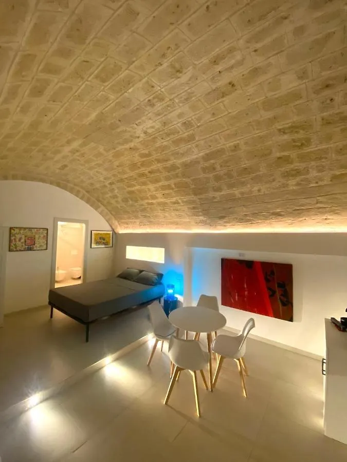 Cave Apartment Bari Italien